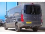 Mercedes-Benz Sprinter 319 3.0 CDI V6 L2H1 MARGE! AUT. LED, 2X SCHUIFDEUR, 3.5T TREKHAAK, LEDER, ADAPT. CRUISE, 360 CAMERA, NAVI, CLIMA, STOELVERWARMING