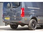 Mercedes-Benz Sprinter 319 3.0 CDI V6 L2H1 MARGE! AUT. LED, 2X SCHUIFDEUR, 3.5T TREKHAAK, LEDER, ADAPT. CRUISE, 360 CAMERA, NAVI, CLIMA, STOELVERWARMING