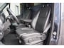 Mercedes-Benz Sprinter 319 3.0 CDI V6 L2H1 MARGE! AUT. LED, 2X SCHUIFDEUR, 3.5T TREKHAAK, LEDER, ADAPT. CRUISE, 360 CAMERA, NAVI, CLIMA, STOELVERWARMING
