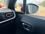 Citroën C3 1.2 PureTech S&S Shine met parkeersensoren en navigatie en bluetooth telefoon / media en cruise controle en airco