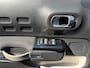Citroën C3 1.2 PureTech S&S Shine met parkeersensoren en navigatie en bluetooth telefoon / media en cruise controle en airco