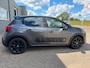 Citroën C3 1.2 PureTech S&S Shine met parkeersensoren en navigatie en bluetooth telefoon / media en cruise controle en airco