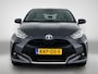 Toyota Yaris 1.5 Hybrid Executive | Lichte kleur half lederen bekleding | Dodehoek detectie | Head-Up Display | Stoel+Stuurverwarming | Parkeersensoren voor+achter | Navigatie | Apple CarPlay/Android Auto |