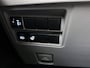 Toyota Yaris 1.5 Hybrid Executive | Lichte kleur half lederen bekleding | Dodehoek detectie | Head-Up Display | Stoel+Stuurverwarming | Parkeersensoren voor+achter | Navigatie | Apple CarPlay/Android Auto |