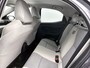 Toyota Yaris 1.5 Hybrid Executive | Lichte kleur half lederen bekleding | Dodehoek detectie | Head-Up Display | Stoel+Stuurverwarming | Parkeersensoren voor+achter | Navigatie | Apple CarPlay/Android Auto |