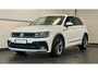Volkswagen Tiguan 2.0 TSI 4Motion Highline R-Line 180pk Automaat / Pano / LED / PDC