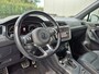 Volkswagen Tiguan 1.5 TSI ACT Highline Business R 150 pk DSG/AUTO | Elektr Glazen panorama-dak | Achteruitrijcamera | Trekhaak | LED | Climate control | Stoelverwarming | Navi | Adapt Cruise control | Elektr stoelen met geheugen | Keyless | 19"LMV