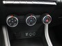 Renault Captur TCe 100pk Zen | Dealer onderhouden | Getint glas | Apple carplay / Android auto |