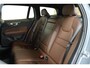 Volvo V60 B4 Automaat Inscription | Adaptieve Cruise Control | Dodehoekwaarschuwing | Harman Kardon Premium Audio | Verwarmbare Voorruit | Stoelverwarming / Stuurwielverwarming | Dealeronderhouden