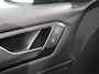 Volkswagen T-Roc 1.5 TSI 150pk Automaat R-Line Edition Navigatie Apple Carplay/Android Auto Camera Climate Control Electrisch te openen achterklep Dab Verwarmbare stoelen