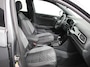 Volkswagen T-Roc 1.5 TSI 150pk Automaat R-Line Edition Navigatie Apple Carplay/Android Auto Camera Climate Control Electrisch te openen achterklep Dab Verwarmbare stoelen