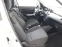 Suzuki Swift 1.2 Select Smart Hybrid | Dealer onderhouden | Dodehoek detectie | Stoelverwarming | Pakeersensoren achter | Achteruitrijcamera | Cruise Control Adaptive | Navigatie | Apple CarPlay/Android Auto |