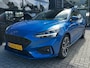 Ford Focus 1.0 Hybrid ST Line X | ELEK. SCHUIF/KANTELDAK| HEAD-UP DISPLAY| ADAPTIEVE CRUISE CONTROL| B&O SOUND| STOEL, STUUR EN VOORRUITVERWARMING| DODEHOEK DETECTIE| COMFORTSTOELEN| FULL LED| DRAADLOZE TELEFOONLADER| KEYLESS ENTRY & START| DEALER ONDERHOUDEN|