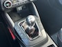 Ford Focus 1.0 Hybrid ST Line X | ELEK. SCHUIF/KANTELDAK| HEAD-UP DISPLAY| ADAPTIEVE CRUISE CONTROL| B&O SOUND| STOEL, STUUR EN VOORRUITVERWARMING| DODEHOEK DETECTIE| COMFORTSTOELEN| FULL LED| DRAADLOZE TELEFOONLADER| KEYLESS ENTRY & START| DEALER ONDERHOUDEN|