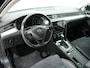Volkswagen Passat Variant 1.5 TSI 150PK HIGHLINE DSG | Trekhaak | Leer/Alcantara | Zeer goed onderhouden