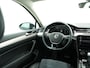 Volkswagen Passat Variant 1.5 TSI 150PK HIGHLINE DSG | Trekhaak | Leer/Alcantara | Zeer goed onderhouden