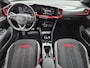 Opel Mokka-e Electric GS 50 kWh / SOH 99% / Comfort-pakket / Stuur- & Stoelverwarming / CCS snelladen / Warmtepomp / Achteruitrijcamera / Cruise control / Parkeersensoren achter / Climate control / Keyless Start /
