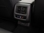 Volkswagen T-Roc 1.5 eTsi Style First Edition 116 pk DSG | Black style | Panoramadak | Navigatie | Camera | LED plus | Stoelverwarming en massage