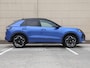 Volkswagen T-Roc 1.5 eTsi Style First Edition 116 pk DSG | Black style | Panoramadak | Navigatie | Camera | LED plus | Stoelverwarming en massage