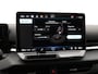 Volkswagen T-Roc 1.5 eTsi Style First Edition 116 pk DSG | Black style | Panoramadak | Navigatie | Camera | LED plus | Stoelverwarming en massage