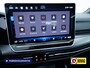 Volkswagen Golf 1.5 eHybrid GTE 272PK | Pano | Leer | Stoelkoeling | Stoel-Stuurverwarming | Elec. trekhaak | Travel assist | IQ-Drive | IQ-Led | Black-style | Memorystoel | Adaptive Cruise | Head-Up | Keyless | Sfeerverlichting | DCC |
