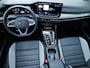 Volkswagen Golf 1.5 eHybrid GTE 272PK | Pano | Leer | Stoelkoeling | Stoel-Stuurverwarming | Elec. trekhaak | Travel assist | IQ-Drive | IQ-Led | Black-style | Memorystoel | Adaptive Cruise | Head-Up | Keyless | Sfeerverlichting | DCC |