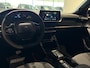 Peugeot e-2008 EV Allure 50 kWh CARPLAY + ACHTERUITRIJCAMERA + LAGE KM STAND