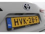Toyota Corolla Touring Sports 1.8 Hybrid First Edition | leder stof bekleding | Stoelverwarming | Keyless | Navigatie |
