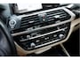 BMW X3 xDrive20i Aut. | High Executive | Panoramadak | Elek. Trekhaak | Head-Up Display | 18" LM Velgen | Navi Pro | Achteruitrijcamera | Stoelverwarming |