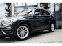 BMW X3 xDrive20i Aut. | High Executive | Panoramadak | Elek. Trekhaak | Head-Up Display | 18" LM Velgen | Navi Pro | Achteruitrijcamera | Stoelverwarming |