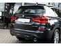 BMW X3 xDrive20i Aut. | High Executive | Panoramadak | Elek. Trekhaak | Head-Up Display | 18" LM Velgen | Navi Pro | Achteruitrijcamera | Stoelverwarming |