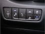 Hyundai Kona Electric EV Premium 64 kWh Warmtepomp/ Stuur+stoelverwarming/ Blindspot/ Schuifdakje/ Camera/ HUD