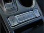 Hyundai Kona Electric EV Premium 64 kWh Warmtepomp/ Stuur+stoelverwarming/ Blindspot/ Schuifdakje/ Camera/ HUD