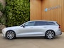 Volvo V60 2.0 T6 Recharge AWD Plus Dark | Adaptive Cruise | BLIS | Camera | Stuur/stoelverwarming | Keyless | Memory