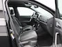 Volkswagen T-Cross 1.5 TSi 150 Pk Automaat R-Line | Adaptive Cruise | Stoelverwarming | Camera | Trekhaak | CarPlay | 17 Inch | 14.694 Km !!