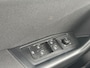 Volkswagen T-Roc 1.0 110pk TSI Life Edition Koplampverlichting led plus | Achteruitrijcamera 'Rear View' | Adaptive Cruise Control