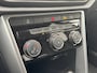 Volkswagen T-Roc 1.0 110pk TSI Life Edition Koplampverlichting led plus | Achteruitrijcamera 'Rear View' | Adaptive Cruise Control