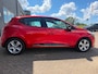 Renault Clio 0.9 TCe Expression 5 drs met navigatie en bluetooth telefoon / media en cruise controle en airco