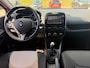 Renault Clio 0.9 TCe Expression 5 drs met navigatie en bluetooth telefoon / media en cruise controle en airco