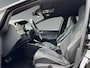 Volkswagen Golf 1.5 130pk eTSI R-Line Business Parkeersensoren voor en achter | Adaptive Cruise Control | Automarische airconditioning 'Climatronic'