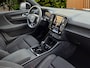 Volvo XC40 Single Motor Essential 69 kWh | Camera | CarPlay | Draadloze lader | Google Navigatie