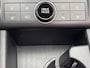 Hyundai Kona 1.6 GDI HEV Premium Sky / Fabrieksgarantie tot 10-2028 / Schuifdak / Leder / Camera 360° / Elektr. stoelen en klep / Stoelventilatie / Stuur-, stoel- en achterbankverwarming / Navi / Apple Carplay Android / 18"  LM wielen /