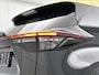 Toyota Yaris Cross 1.5 Hybrid Adventure | Head-up Display | Dodehoek detectie | Stoel+stuurverwarming | Parkeersensoren voor+achter | Full LED Adaptive | Elektrische achterklep | Navigatie | Apple CarPlay/Android Auto |