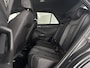 Volkswagen T-Roc 1.5 TSI R-Line Edition | CARPLAY | ADAP. CRUISE |