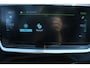 Peugeot e-2008 EV GT Pack 50 kWh | Pano | Camera | Carplay | Navi | Climate | Dodehoeksens. | Adapt. Cruise | Keyless | LED | Pano | Camera | Carplay | Navi | Climate | Dodehoeksens. | Adapt. Cruise | Keyless | LED |