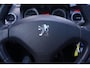 Peugeot 308 1.6 VTi XS airco navigatie cruise-controle trekhaak 16"-lmv panodak apple-carplay