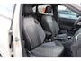 Volkswagen Taigo 1.0 TSI 110pk DSG R-Line | App Connect | Achteruitrijcamera | Stoelverwarming | Panoramadak |