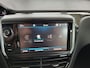 Peugeot 208 1.2 PureTech Signature, Carplay, Parkeersensoren, Navigatie