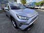 Toyota RAV4 2.5 Hybrid AWD DYNAMIC 1650KG TREKGEW STOELVERW PARK-SENSOREN NAVI CAMERA APPLE/ANDROID LM-VELGEN