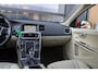 Volvo V60 2.4 D6 AWD Plug-In Hybrid Summum | NAP | Cruise | Navi | Clima | Elektrische Stoelen | Stoelverwarming | Leder